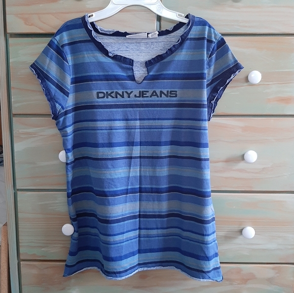 DKNY JEANS blue stripes Top Raw Cut Short Sleeves and small V-neckline JuniorXL